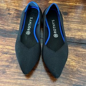 Rothy’s black point - size 11